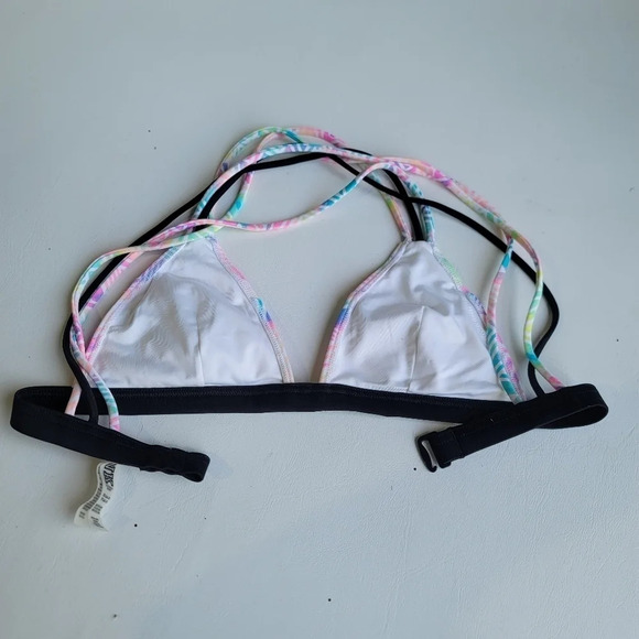 NWT Victoria's Secret Swim Top Triangle Bikini Strappy Crossback Wireless Sz XS - Picture 2 of 13